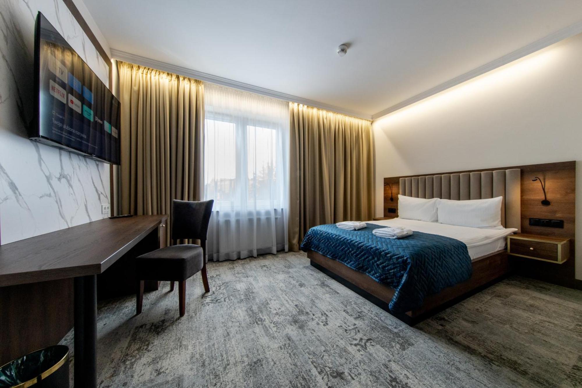 לינה וארוחת בוקר Sleep&Fly Okecie Warsaw Airport מראה חיצוני תמונה