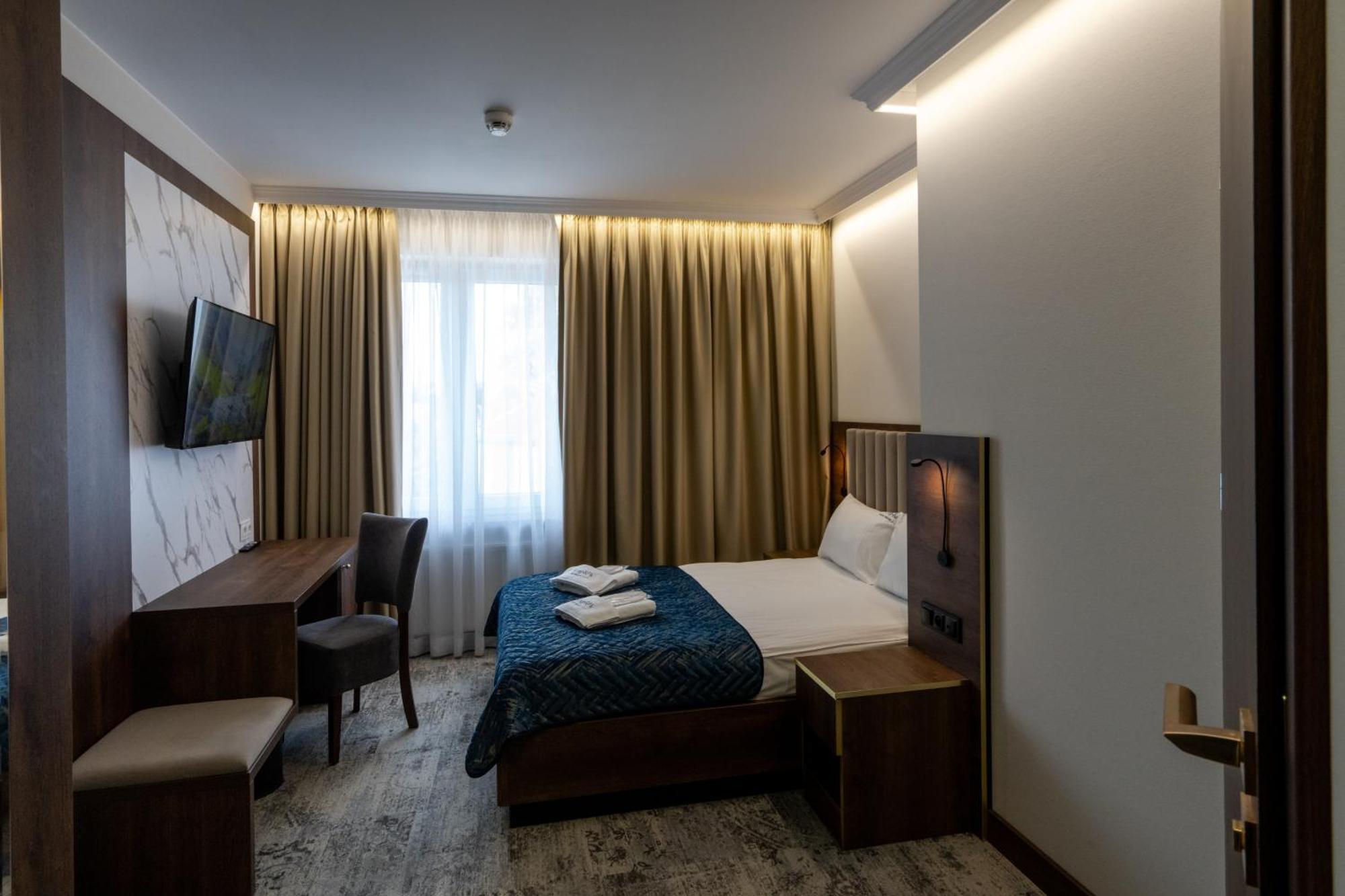 לינה וארוחת בוקר Sleep&Fly Okecie Warsaw Airport מראה חיצוני תמונה