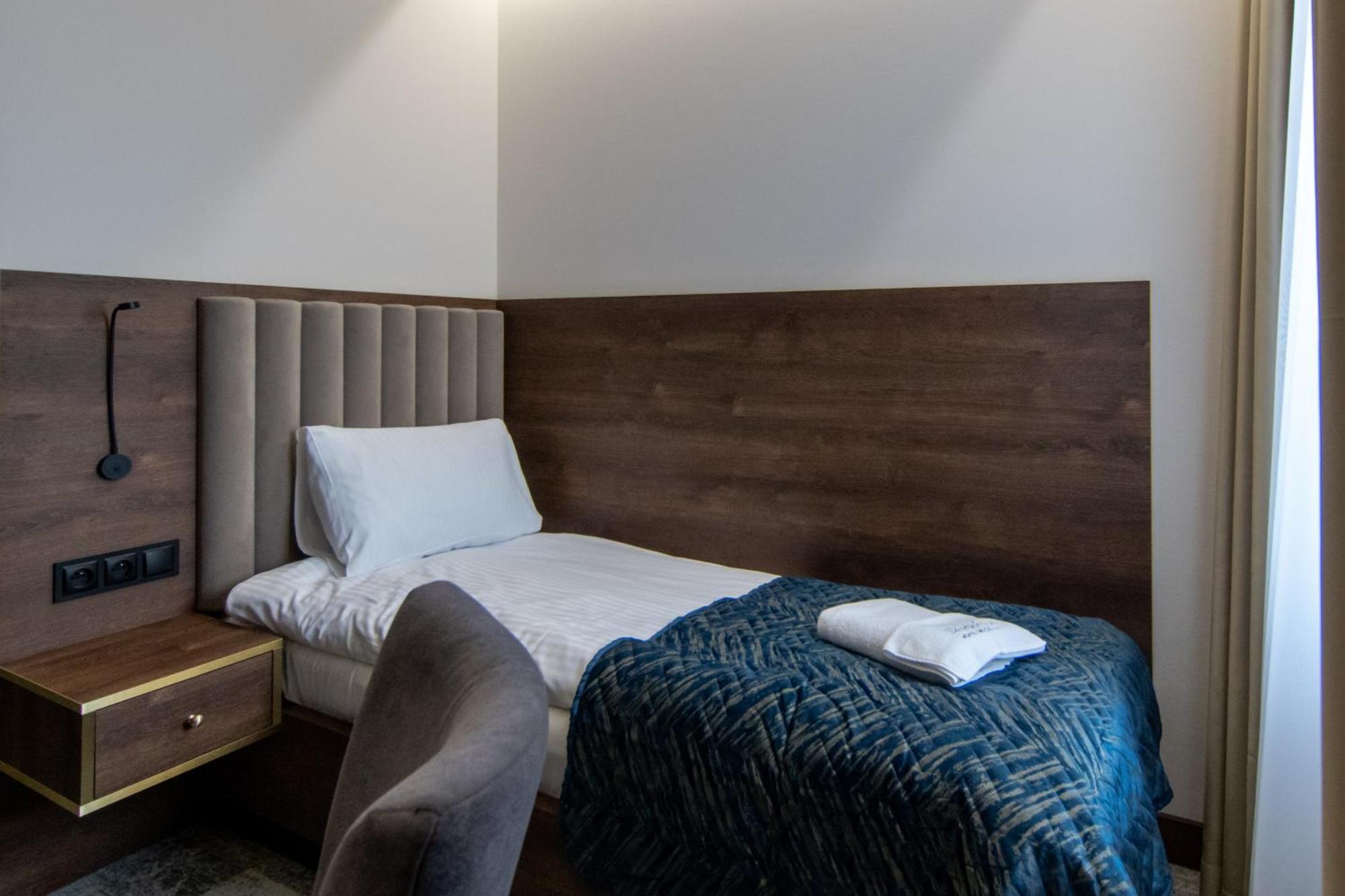 לינה וארוחת בוקר Sleep&Fly Okecie Warsaw Airport מראה חיצוני תמונה